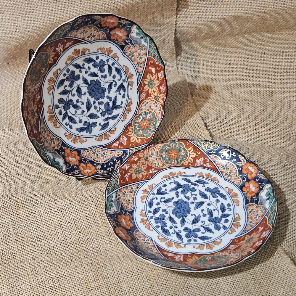 Set of Vintage Japanese Imariware Karakusa Plates